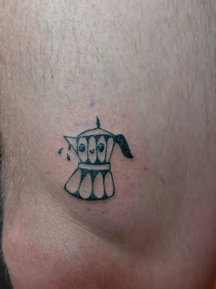 Moka coffee pot on the leg